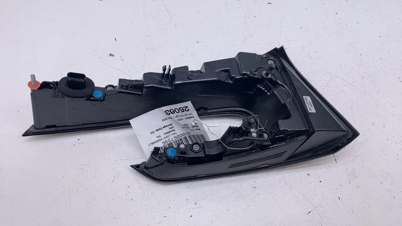 1691498-00-F ⭕ 24-25 Model 3 Rear Driver Side Taillight Quarter Tail Lamp Left 1691498-00-F