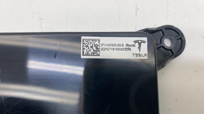 104390000E ⭕ 2016-2020 Tesla Model X Rear Body Chassis Control Module BCM TSTD 1043900-00-E