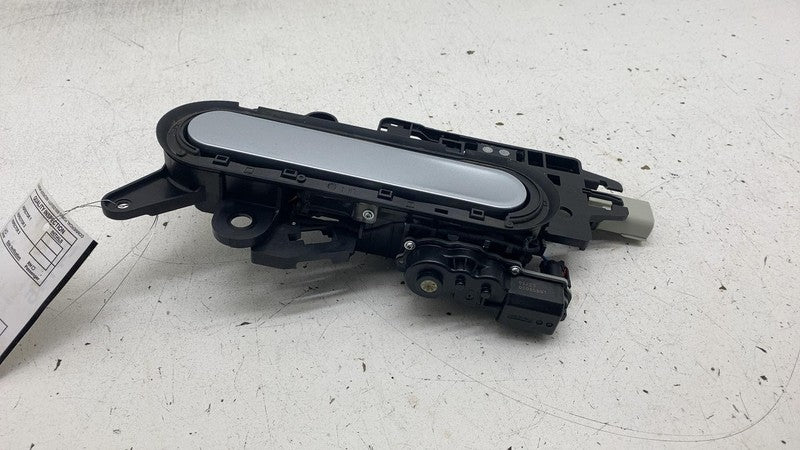 PT00002453-M ⭕ 2022-2024 Rivian R1T R1S Front Left Door Handle LH Silver EXP004 PT00002453-M