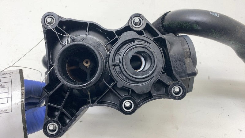 ⭕ 21-23 BMW 530e 330i xDrive Engine Coolant Thermostat Heat Management Housing