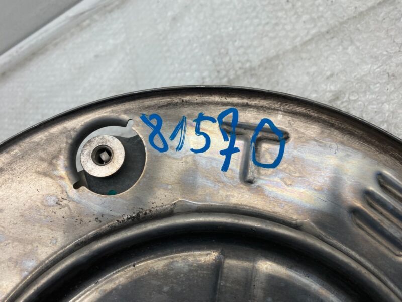 2016-2020 Tesla Model X Rear Right Suspension Spindle Knuckle w/ Hub & Shield RH