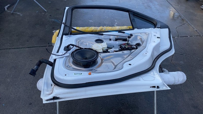 ⭕ 14-16 Mercedes-Benz E350 E-Class Rear Passenger Right Door Assembly White 149