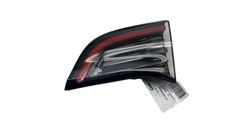 1502089-00-B ⭕ 2020-2024 Model Y Rear Right Inner Taillight LED Tail Lamp 4-Pin 1502089-00-B