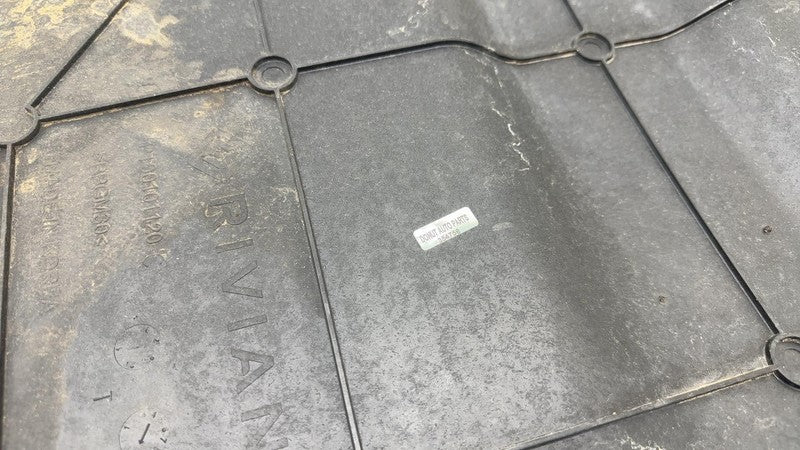 PT00101120-C ⭕2022-2024 Rivian R1T Rear Lower Underbody Skid Splash Shield Panel PT00101120-C