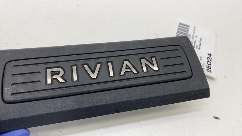 PT00001399 ⭕ 22-24 Rivian R1T Rear Driver Side Door Sill Scuff Plate Cover Left PT00001399