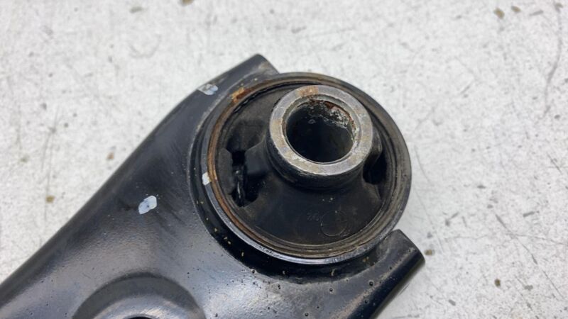 2014-2022 Subaru Forester Passenger Side Suspension Upper Control Arm Right AWD