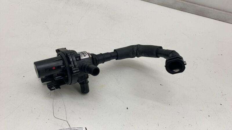 2022 Hyundai Ioniq 5 3-Way Valve Coolant Water Pump 25660-GI500 Assembly OEM