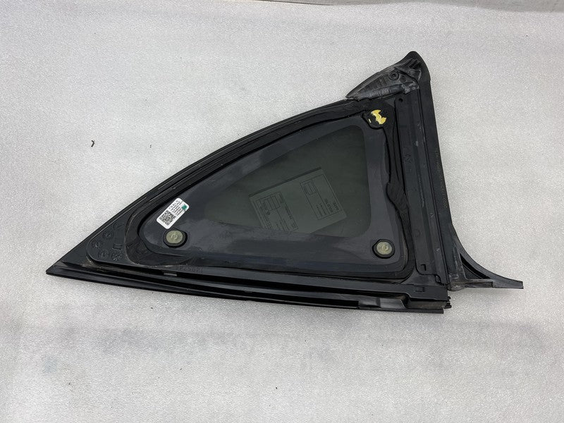 1495741 00 E 2020-2023 Tesla Model Y Rear Passenger Side Quarter QTR Window Glass Right Assy