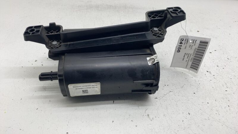 68393977AC 2017 2018 2019 2020 2021 2022 2023 2024 2025 Chrysler Pacifica Vapor Canister