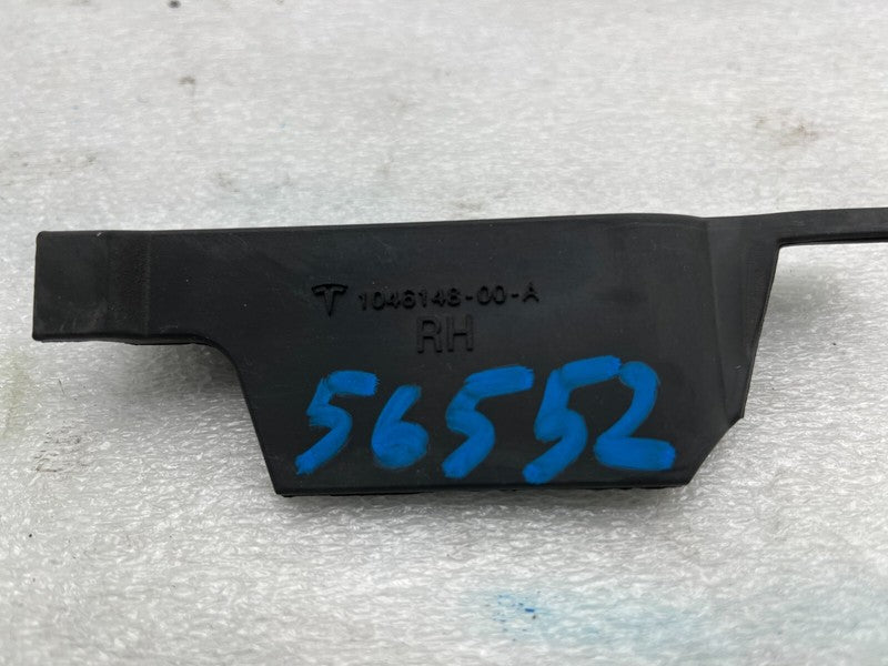 ⭕ 12-20 Tesla Model S Front Passenger Side Fixed Glass Seal Right 1046