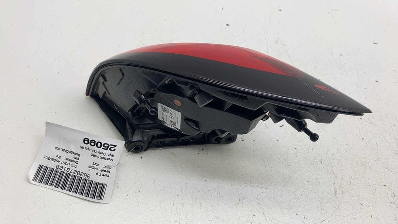 68424932AC ⭕ 2021-2025 Chrysler Pacifica Rear Right Side Outer Tail Light Lamp 68424932AC