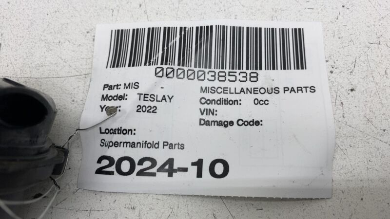 2020-2023 Tesla Model Y MY Radiator Reservoir Auxiliary Coolant Water Pump Motor