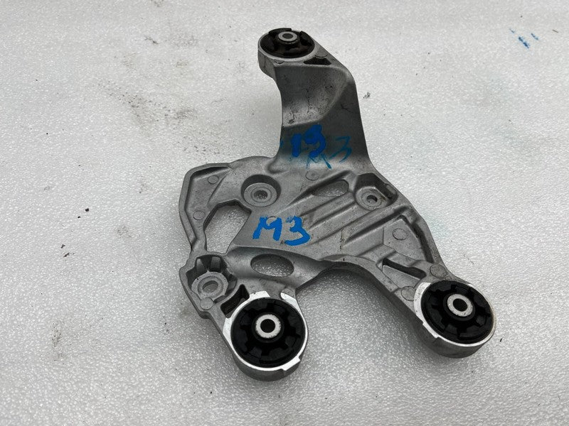 1122968 00 B ⭕ 2017-2022 Tesla Model 3 Air A/C Compressor Bracket Mount Support 1122968-00-B