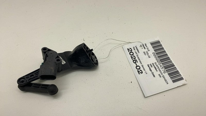 142097400B 2021-2024 Tesla Model S X Rear Driver Side Air Suspension Height Sensor Left OEM