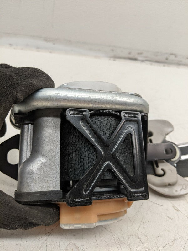 ⭕2003-2008 Mazda 6 Front Passenger Side Seat Belt Retractor Assembly Black Right