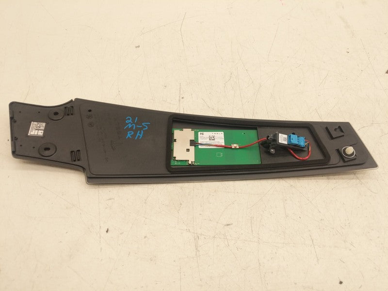 1496709 00 B ⭕2021-2022 Tesla Model S B-Pillar Applique Glass with Camera Right 1496709-00-B