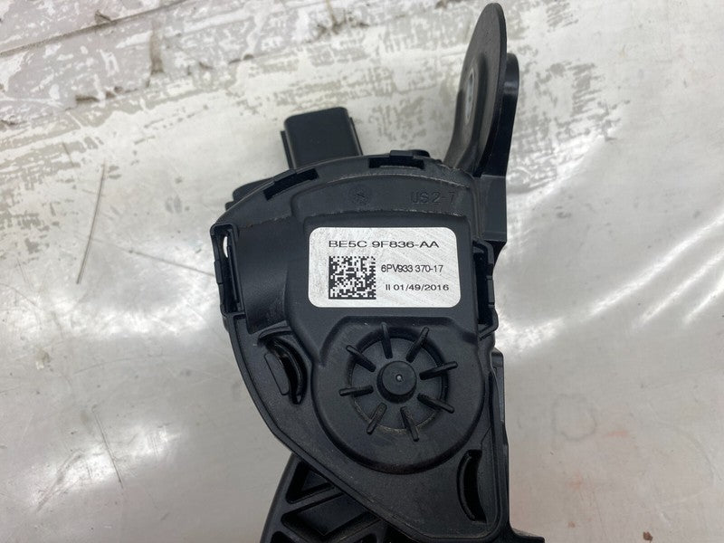 BE5C 9F836-AA ⭕ 2016-2020 Tesla Model S MS Accelerator Throttle Pedal Assembly BE5C 9F836-AA