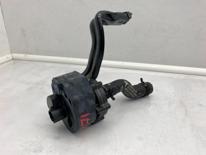 1476617-00-B 2016 2017 2018 2019 2020 Tesla Model S Battery Coolant Water Pump w/ Hose Assy