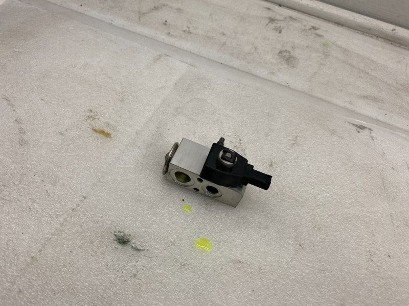 1101878 00 A ⭕ 17-22 Model 3 Air Conditioner HVAC Heater Core Valve Tube Sensor 1101878-00-A