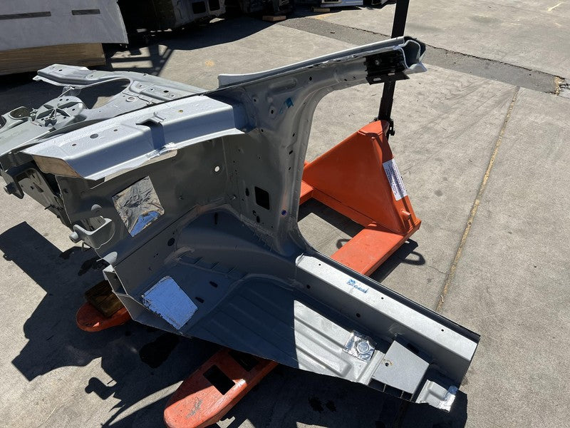 2012-2016 Tesla Model S Front Right Inner Fender Frame Horn Apron Stru