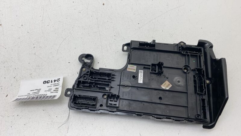 156745500C ⭕ 17-23 Model 3 Front Left Frunk Low Voltage Body Controller Module 1567455-00-C