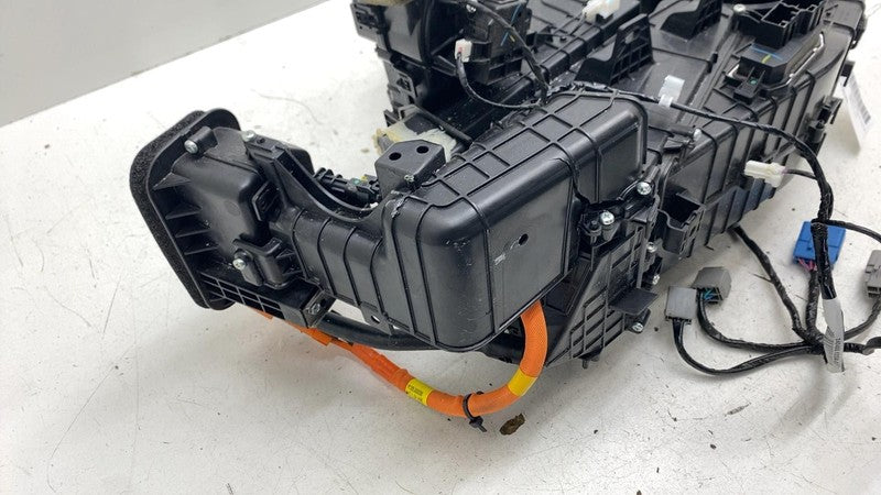 Miscellaneous Parts RIVIAN R1S 22