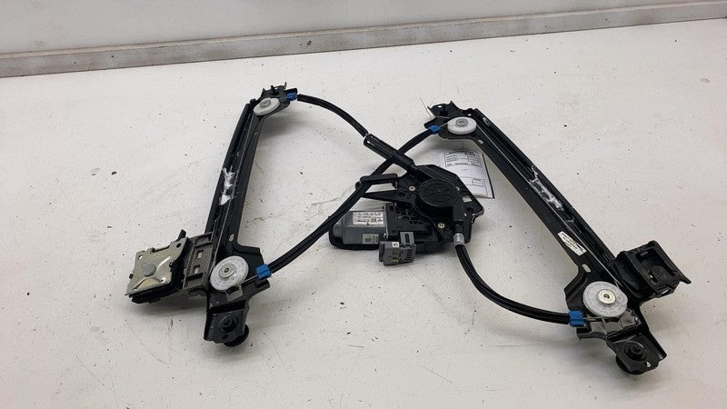 1028821-00-C ⭕ 2016-2020 Tesla Model X Rear Right Door Window Regulator & Motor 1028821-00-C