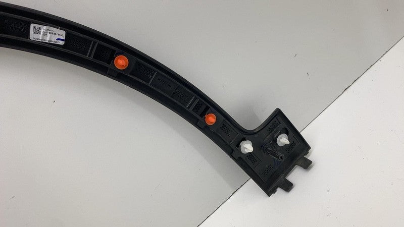 31672602 ⭕ 2021-2024 Polestar 2 Front Right Wheel Arch Fender Flare Molding RH 31672602