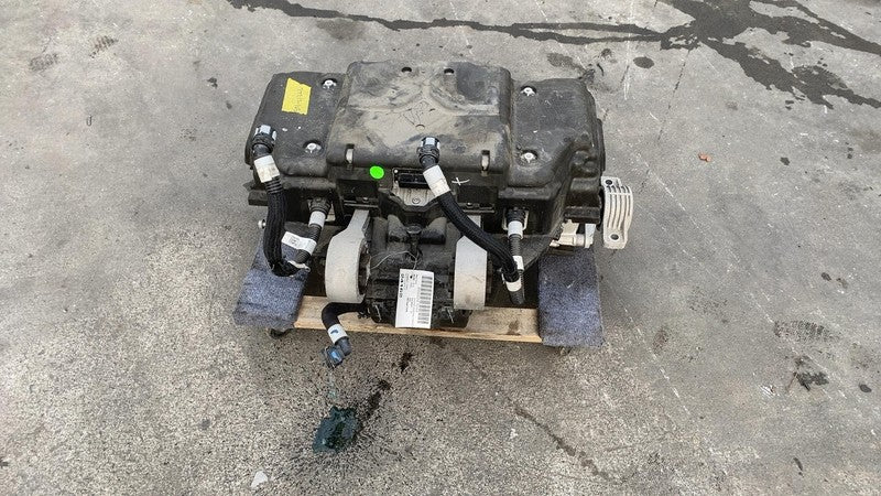 PT00046119 H 2022-2024 Rivian R1S Electric Engine Power Inverter Front Drive Unit Quad Motor