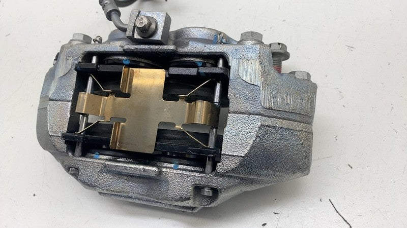 ⭕ 2025 Chevrolet Silverado 1500 Front Left Brake Caliper w/ Hose Line