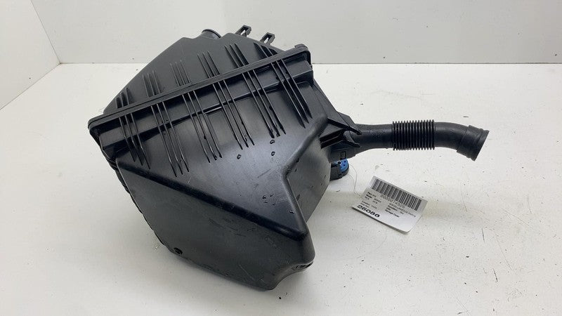 8603090 ⭕ 14-21 BMW i3 I01 Engine Air Cleaner Intake Filter Housing Box & Hose 8603090