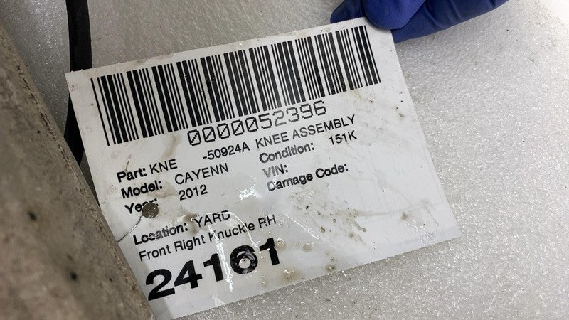 2011-2014 Porsche Cayenne Front Right Spindle Knuckle Hub w/ Dust Shield RH AWD