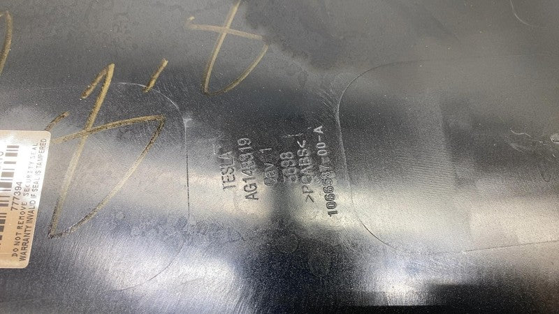 1066587-00-A ⭕16-20 Model S X Front Left / Right 1st Row Seat Back Trim Toe Kick 1066587-00-A