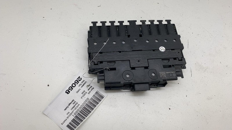 ⭕22 Mercedes Benz EQS450+ Engine Compartment Fuse Relay Junction Box A