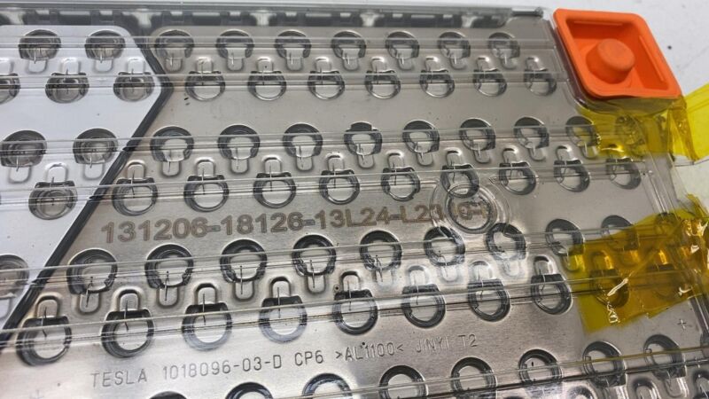 1028691 20 B 2012-2015 Tesla Model S MS Battery Module Pack (14p) 60kWh (Read Description)