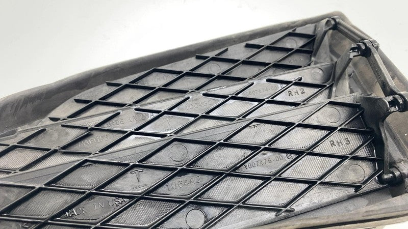 100726900E ⭕ 12-15 Model S Passenger Side Active Louvre A/C Vent Grille Right 1007269-00-E
