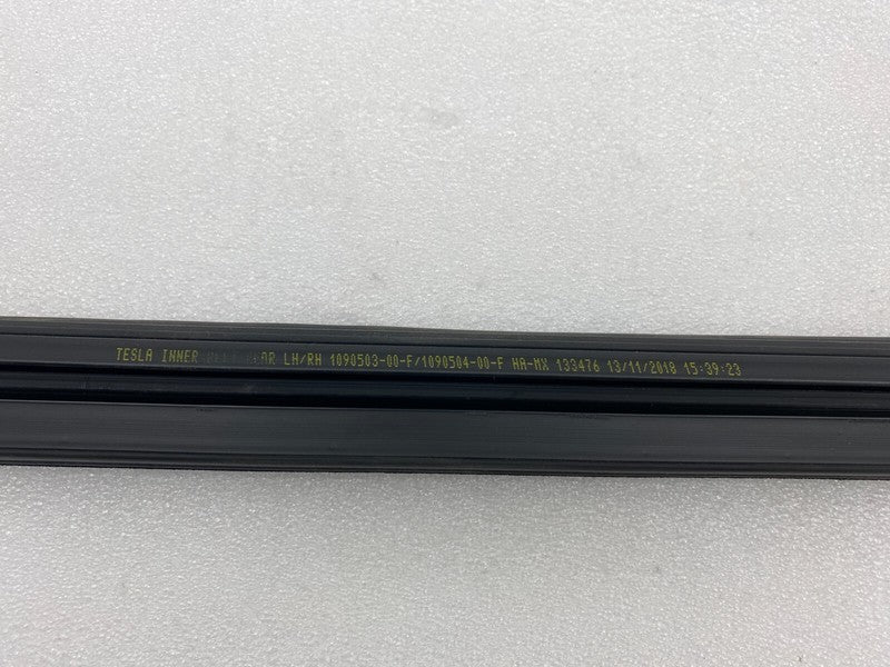 1090503 00 F ⭕ 17-23 Tesla Model 3 Rear Left Door Window Inner Belt Rubber Seal 1090503-00-F