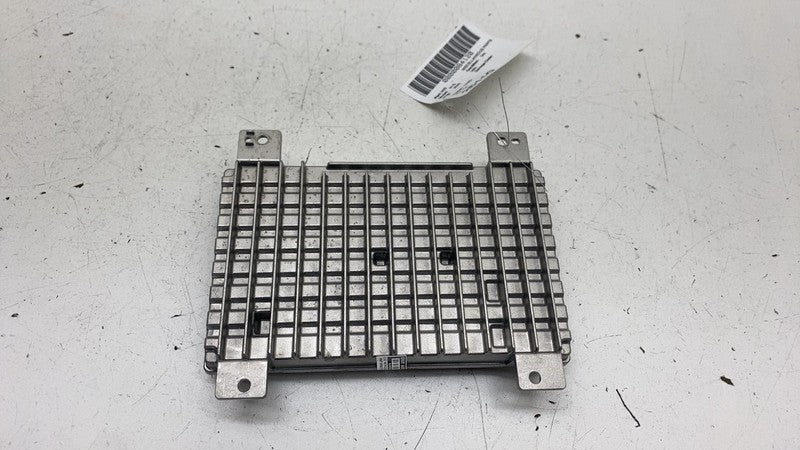 ⭕ 22-26 Rivian R1S Audio Radio Stereo 16 Channel Amplifier Module PT00