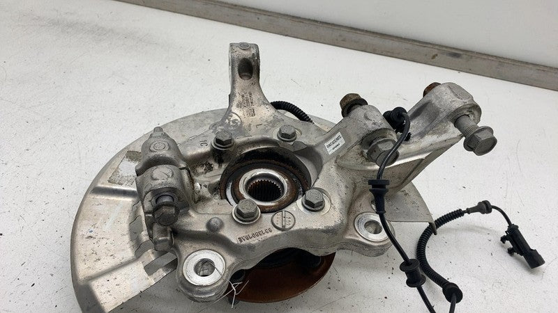 68189019AE ⭕ 2017-2024 Chrysler Pacifica Front Spindle Knuckle Assembly Left FWD 68189019AE