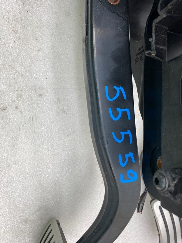 ⭕ 2020-2024 Tesla Model Y MY Accelerator Throttle Gas & Brake Pedal Pa