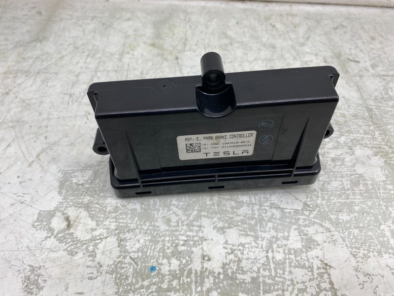 100761800D ⭕ 12-15 Model S Electronic Parking Brake Controller Module Unit ECU 1007618-00-D