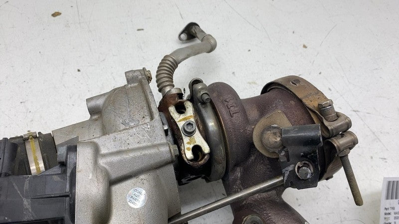 ⭕ 14-24 Maserati Ghibli Right Turbocharger Manifold Air Cleaner Duct I