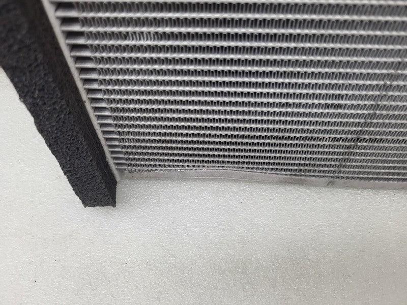 1619166 00 A 2021 2022 2023 Tesla Model S Engine Cooling Radiator Assembly 1619166-00-A