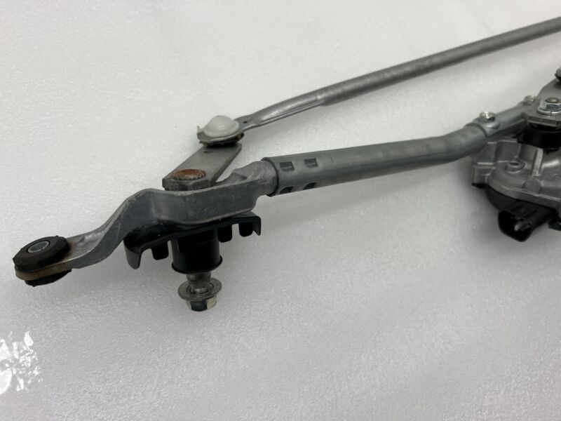 NA1P6737X 2016-2023 Mazda MX-5 Miata Front Windshield Wiper Motor & Linkage Assy NA1P6737X
