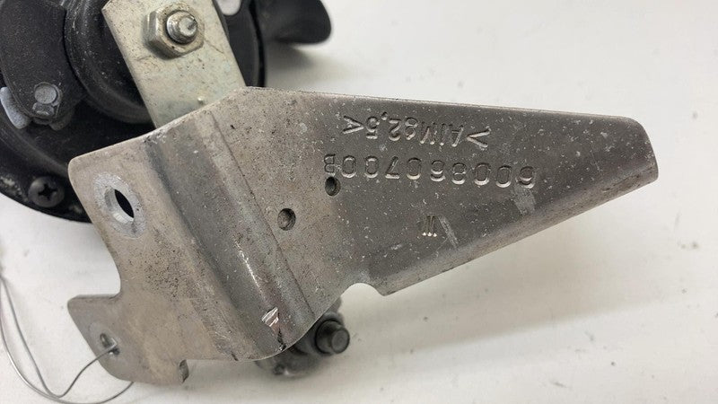 ⭕12-20 Model S Seger Low Pitch Tone Horn 12V 410 Hertz with Bracket 60