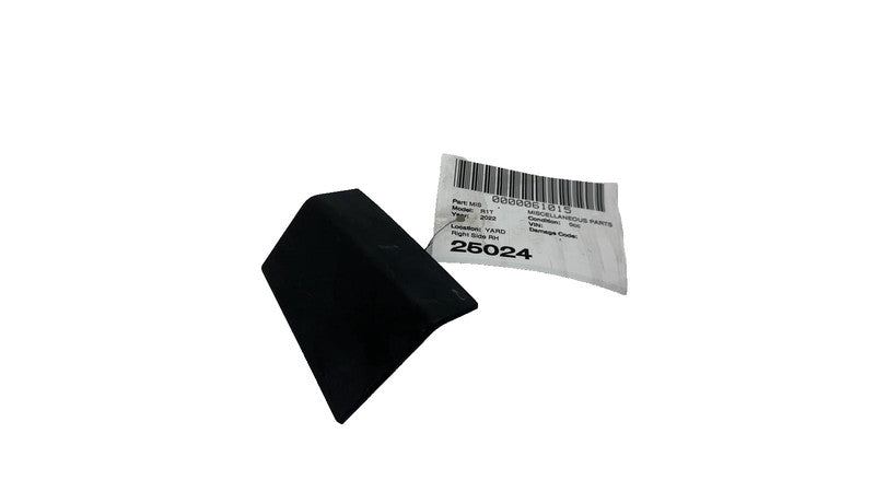 PT00041812 ⭕ 2022-2024 Rivian R1T Rear Right Tailgate Corner Molding Trim Cover PT00041612