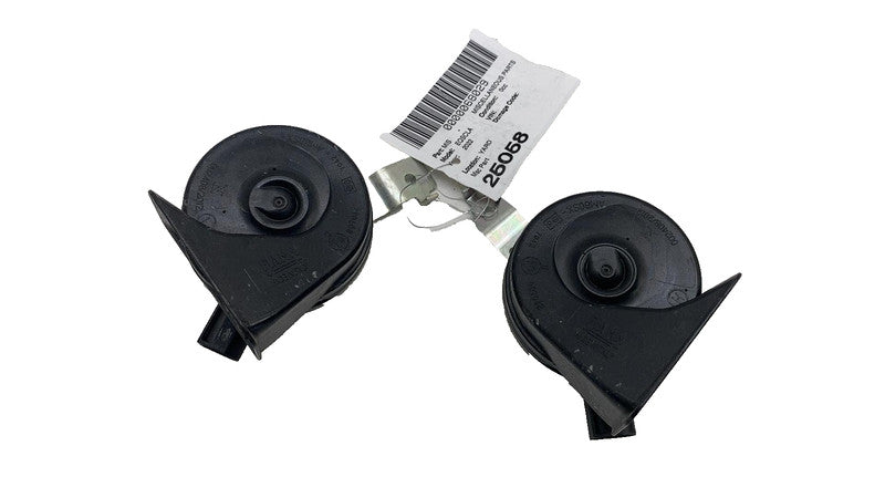 E3 007042 ⭕ 2022-2024 Mercedes-Benz EQS 450+ V297 FIAMM High & Low Pitch Tone Horn Signal