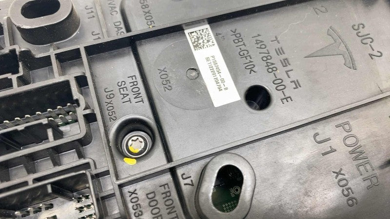 ⭕ 17-23 Tesla Model 3 Right Low Voltage Electronic Control Module 1567