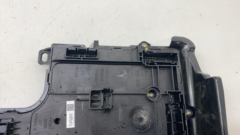 ⭕ 17-23 Tesla Model 3 Left Low Voltage Controller Electronic Module 14