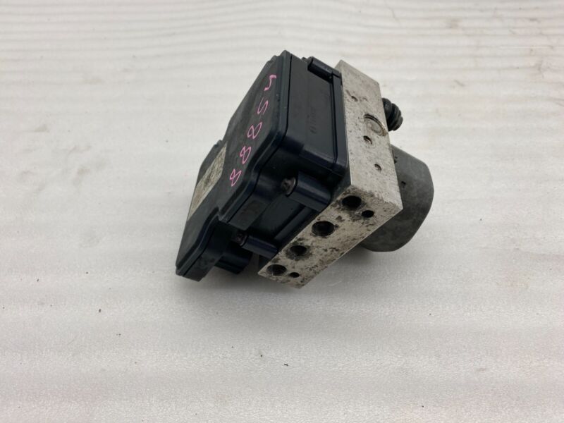 600636300C 2012-2015 Tesla Model S Hydraulic Control ABS Anti-Lock Brake System Pump Module